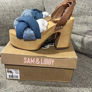 Sam & Libby Women's Brown and Blue Platform Sandals